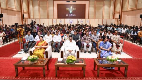 ବିହାର ଆଧାର ଦିବସ ଓଡିଶାର ଲୋକ ଭବନରେ ମନାଯାଇଛି: ଗଭର୍ଣ୍ଣର ସାଂସ୍କୃତିକ ସମ୍ମାନ ମାଧ୍ୟମରେ ଏକତାର ଗୁରୁତ୍ୱ ଉଲ୍ଲେଖ କରିଛନ୍ତି