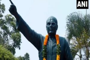 ଓଡିଶାରେ ରାଜନୈତିକ ତୁଫାନ: ବିଜୁ ପଟ୍ନାଇକ୍ ବିବାଦ ଏସେମ୍ବଲୀକୁ ଗରମ କରିଛି