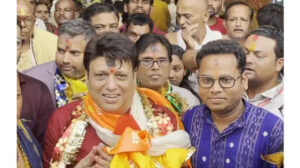 ଗୋବିନ୍ଦ ଜଗନ୍ନାଥ ମନ୍ଦିରରେ ପ୍ରାର୍ଥନା କରିଲେ