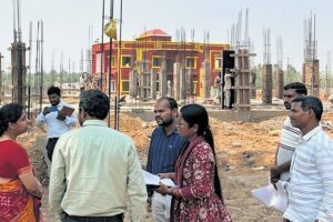 ଗ୍ରାମୀଣ ବିକାଶ କମିଶନର ସରଂଗୀ ମାଲକାନଗିରରେ ପ୍ରାକଳ୍ପଗୁଡିକର ସମୀକ୍ଷା କଲେ