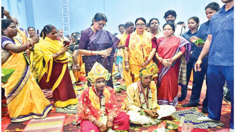 39 ଦମ୍ପତି 'କନ୍ୟା ବିବାହ' ତଳେ ବିବାହ ବନ୍ଧନରେ ବନ୍ଧିଲେ
