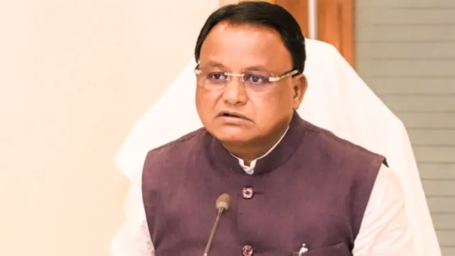 CM ମୋହନ ମାଜି ଦିଲ୍ଲୀ ଯାତ୍ରା କରିଛନ୍ତି, ଓଡିଶା କ୍ୟାବିନେଟ ପୁନର୍ଗଠନ ଆଲୋଚନା ତୀବ୍ରତା ଗ୍ରହଣ କରିଛି