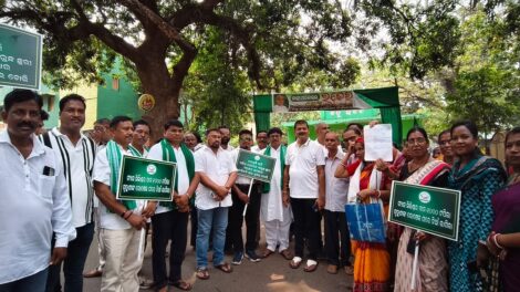 ମୟୁରଭଞ୍ଜ BJD ଇନ୍ଧନ ମୂଲ୍ୟ ବୃଦ୍ଧିର ବିରୋଧରେ ପ୍ରତିବାଦ