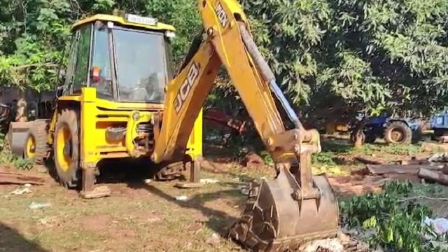 ହିନ୍ଦୋଳ ହାତୀ ଦାଫନ ମାମଲାରେ ବନ ଗାର୍ଡ ସସ୍ପେଣ୍ଡ