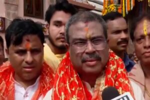ଧର୍ମେନ୍ଦ୍ର ପ୍ରଧାନ ପୁରୀର ଜଗନ୍ନାଥ ମନ୍ଦିରରେ ସ୍ନାନ ଯାତ୍ରାର ଦର୍ଶନ କଲେ