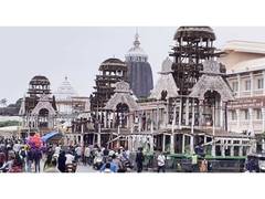 ଓଡିଶା: ପ୍ରାୟ 220 କଳାକାର ଜଗନ୍ନାଥ ରଥ ଯାତ୍ରା ଚାରିଆଟ୍ସକୁ ଶେଷ ଟଚ୍ ଦେଉଛନ୍ତି