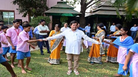 KISSର 11 ଛାତ୍ର ନେଟ୍ ପରୀକ୍ଷାରେ ସଫଳ, ଡାକ୍ତର ହେବାକୁ ପ୍ରସ୍ତୁତ
