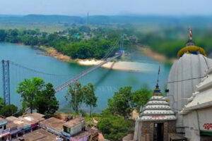 ବାଲୁ ଭର୍ତ୍ତି: କଟକର ଧବଳେଶ୍ୱର ମନ୍ଦିରକୁ ଦର୍ଶନରେ ପରିବାର କଲା ନିଷେଧ