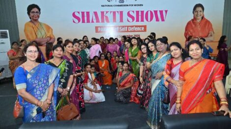 300 SHG ମହିଲାମାନେ ସ୍ୱୟଂ-ରକ୍ଷା କୌଶଳ ପ୍ରଦର୍ଶନ କରିଲେ ଶକ୍ତି ଶୋରେ