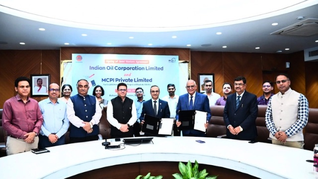 ଓଡିଶାରେ ₹5,000-କୋଟି ପଲିଏଷ୍ଟର ପ୍ରକଳ୍ପ ପାଇଁ MCPI ଓ IOCL ମିଳିଲା
